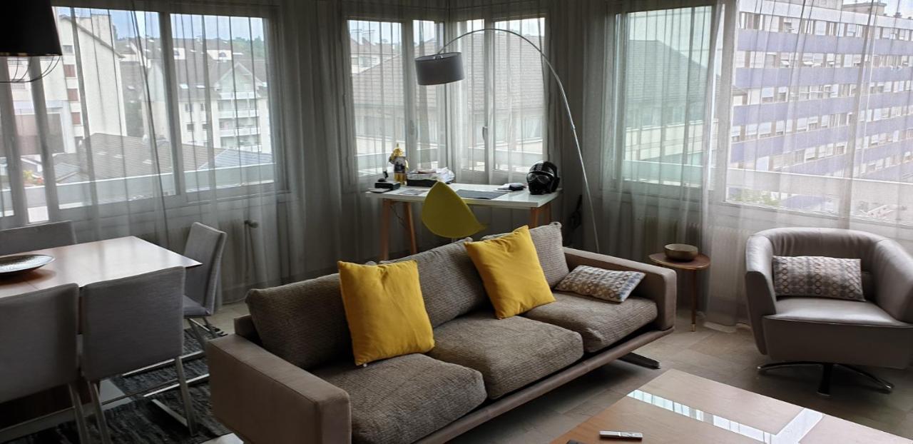 Appartement Lumineux De 90 M2 Situe En Centre Ville Annecy Exterior foto