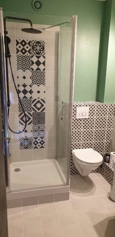Appartement Lumineux De 90 M2 Situe En Centre Ville Annecy Exterior foto