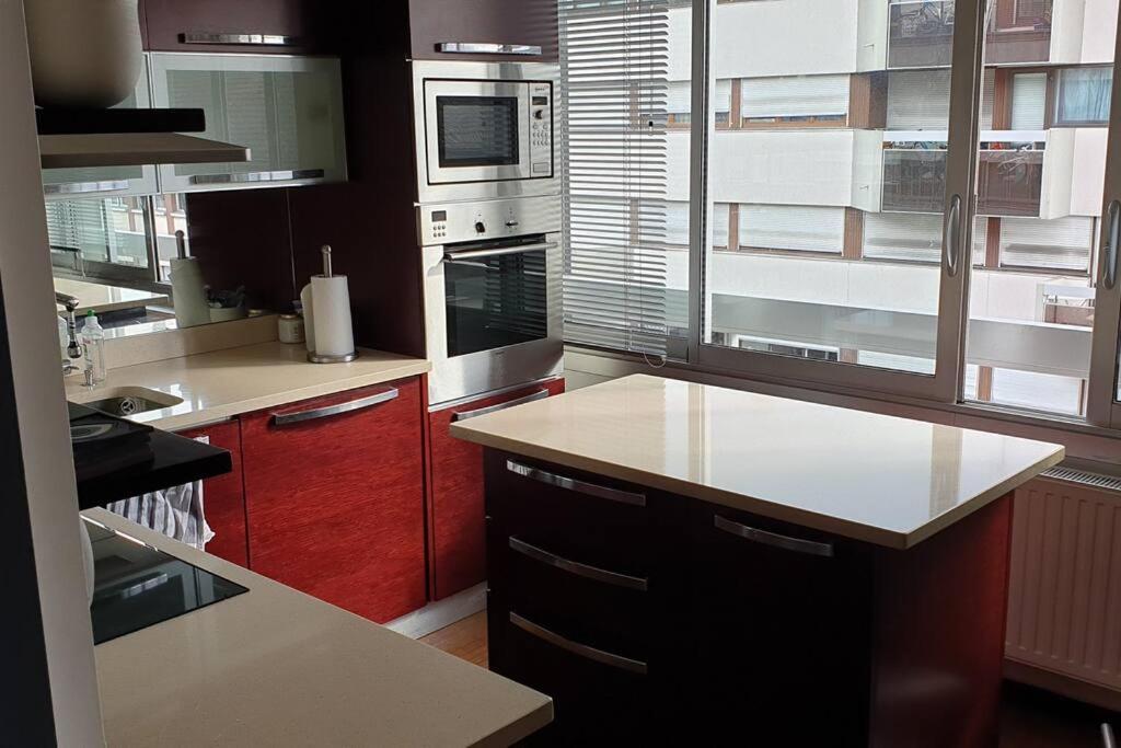 Appartement Lumineux De 90 M2 Situe En Centre Ville Annecy Exterior foto